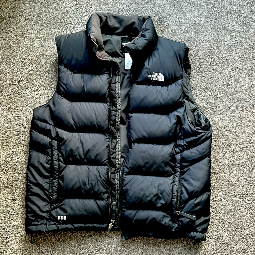 The North Face down vest L